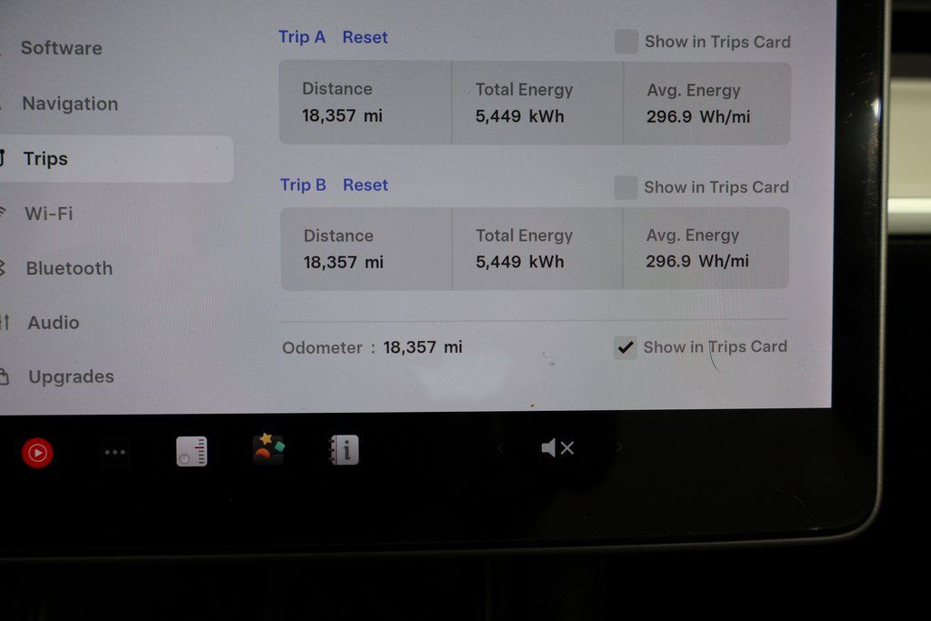 Thumbnail: 2022 Tesla Model Y - 17