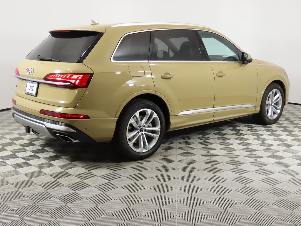 2025 Audi Q7  5