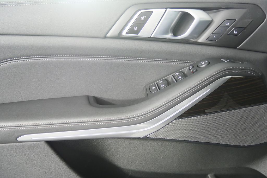 Thumbnail: 2024 BMW X5 - 9