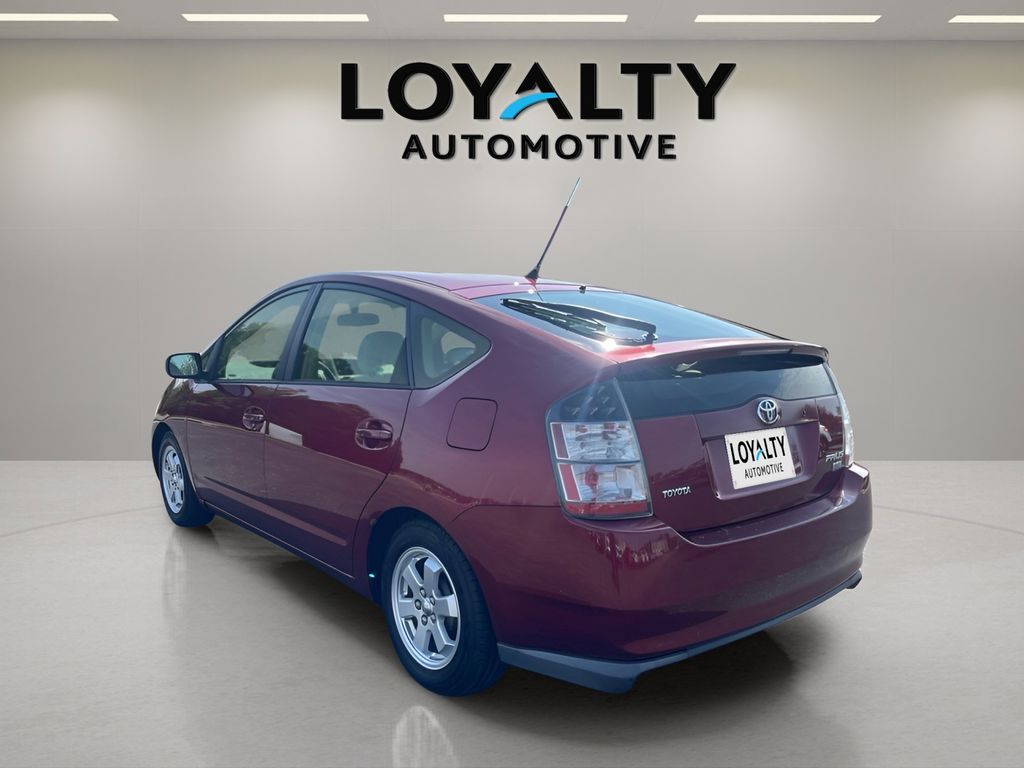 Used 2005 Toyota Prius Sedan