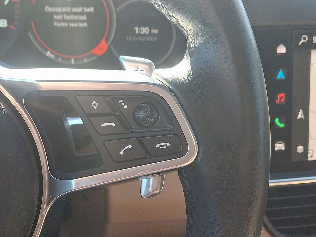 Thumbnail: 2022 Porsche Cayenne - 25