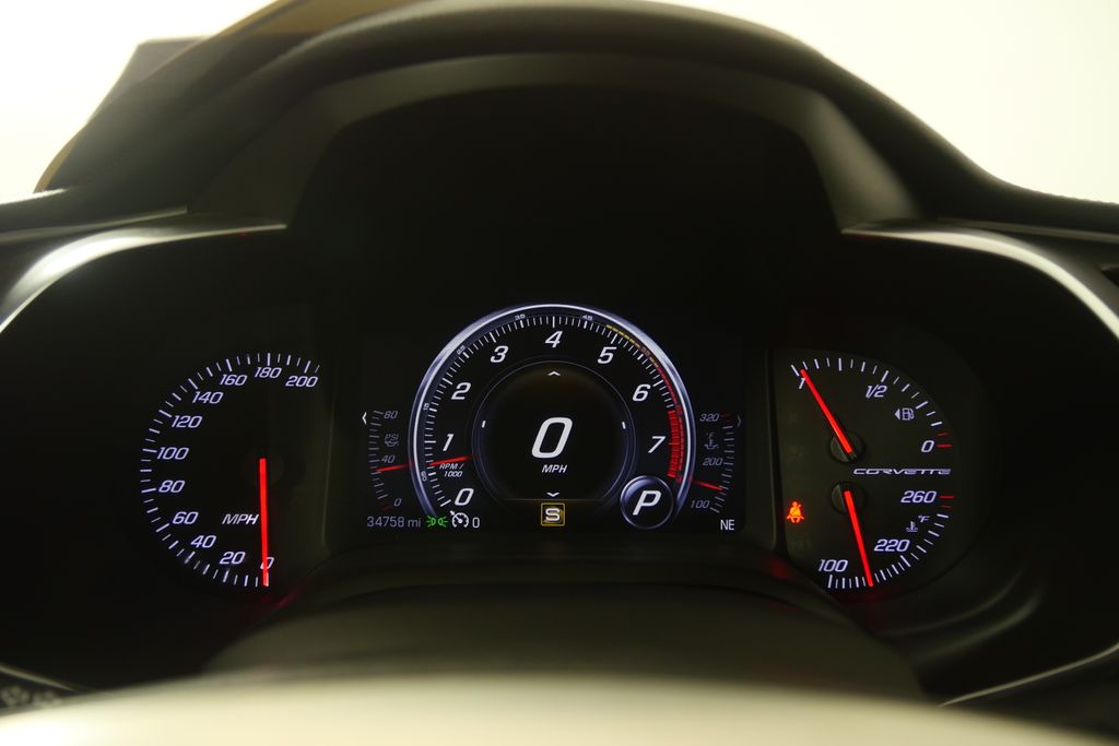 Thumbnail: 2016 Chevrolet Corvette - 18