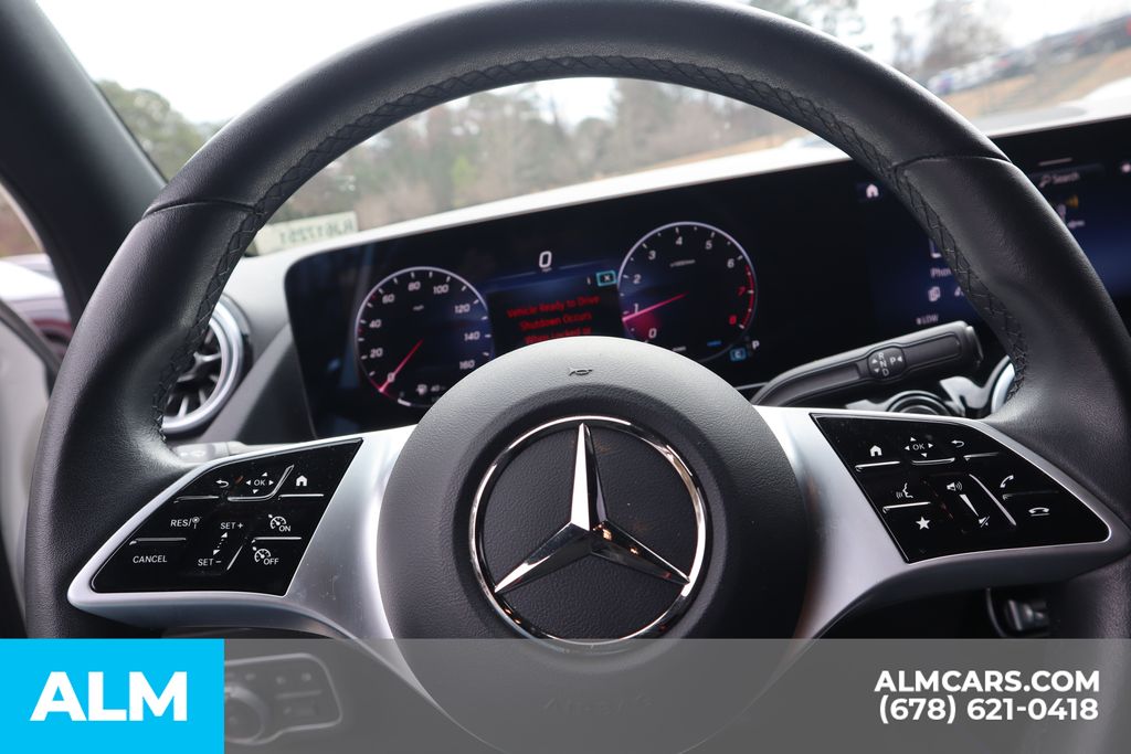Used 2024 White Mercedes-Benz GLA 250 image 29