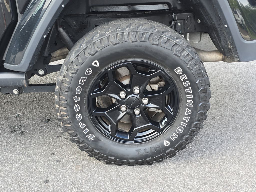 2022 Black Clearcoat Jeep Gladiator Willys 4X4 Truck