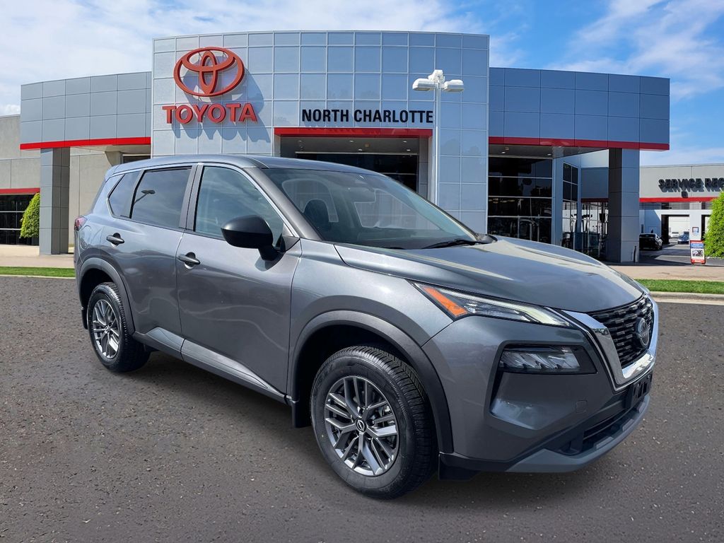 Gray (Gun Metallic) 2023 Nissan Rogue S AWD SUV / Crossover All-Wheel Drive Continuously Variable Transmission