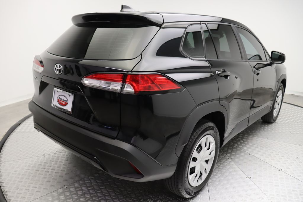 2022 Toyota Corolla Cross L 8