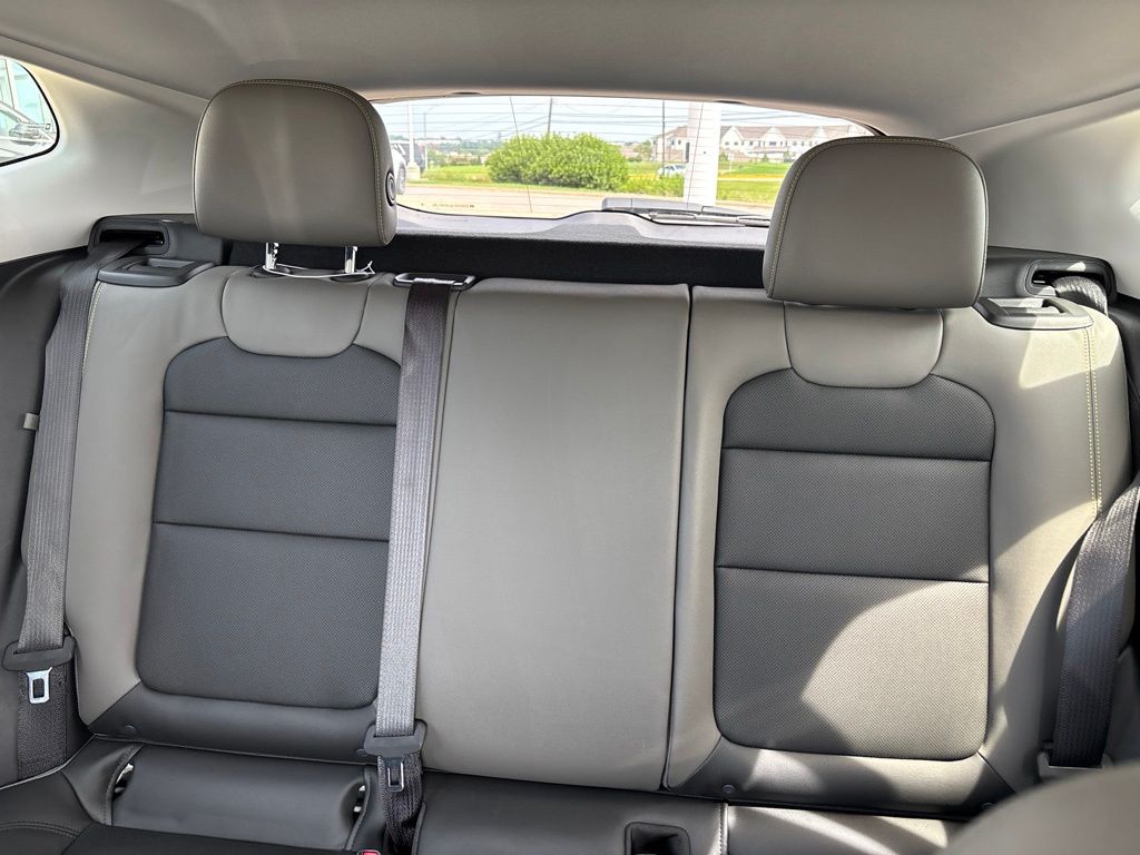 Used 2025 Chevrolet Trax SUV