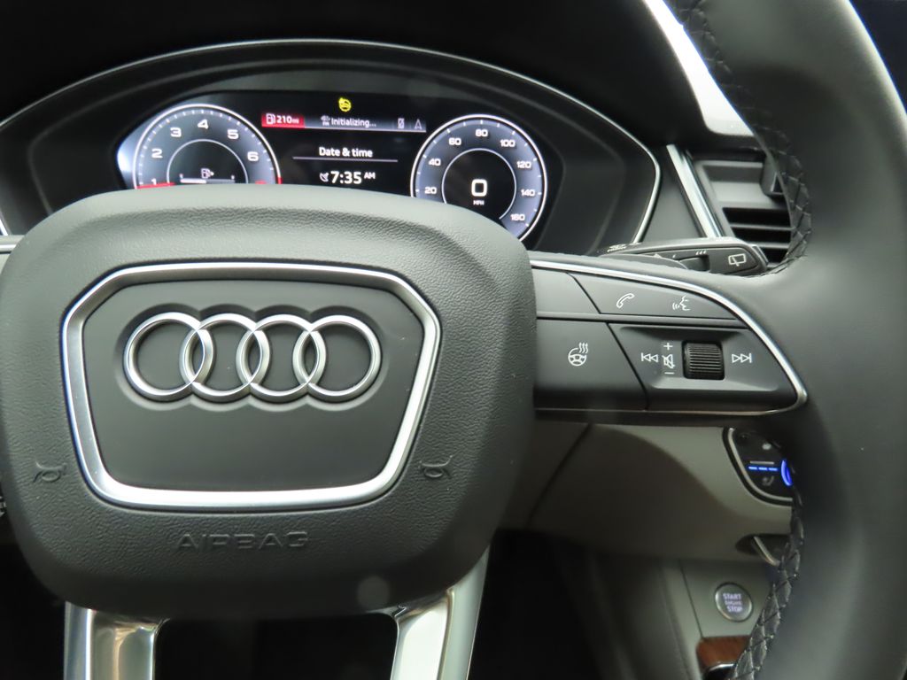 2022 Audi Q5 e Prestige 12