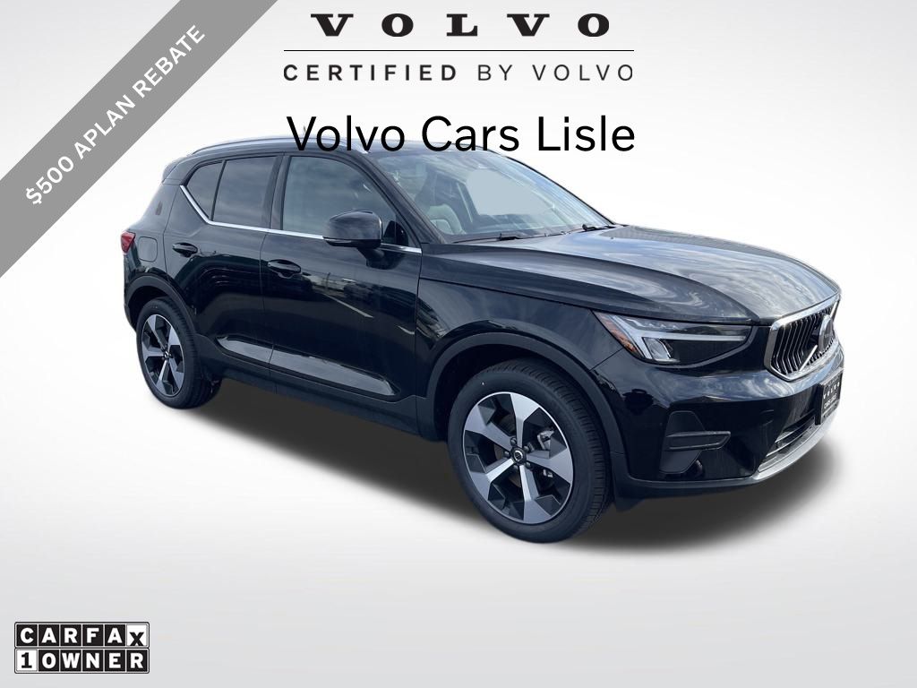 2025 Volvo XC40 B5 Core Bright Theme AWD