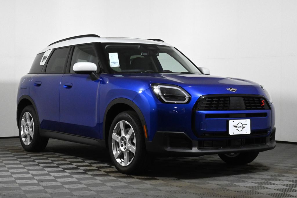 2025 MINI Cooper Countryman Base 9