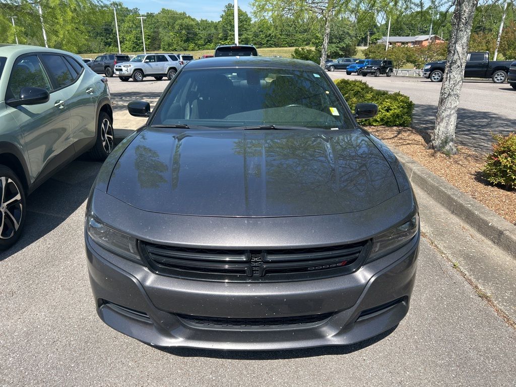View vehicle photo 4