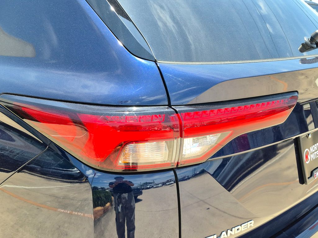2022 Mitsubishi Outlander SEL Blue at Bayway Cadillac of The Woodlands