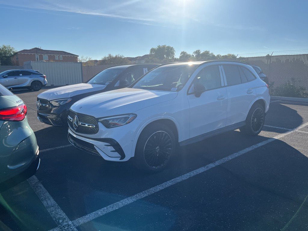 Thumbnail: 2026 Mercedes-Benz GLC - 2