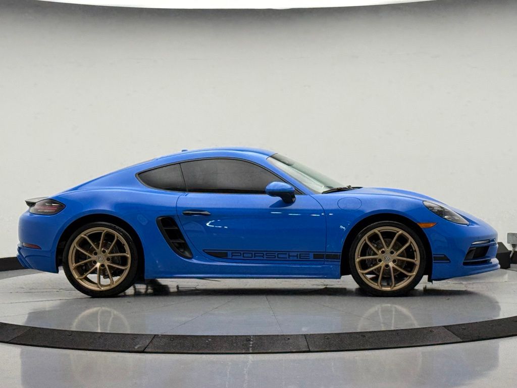 Thumbnail: 2024 Porsche 718 Cayman - 10
