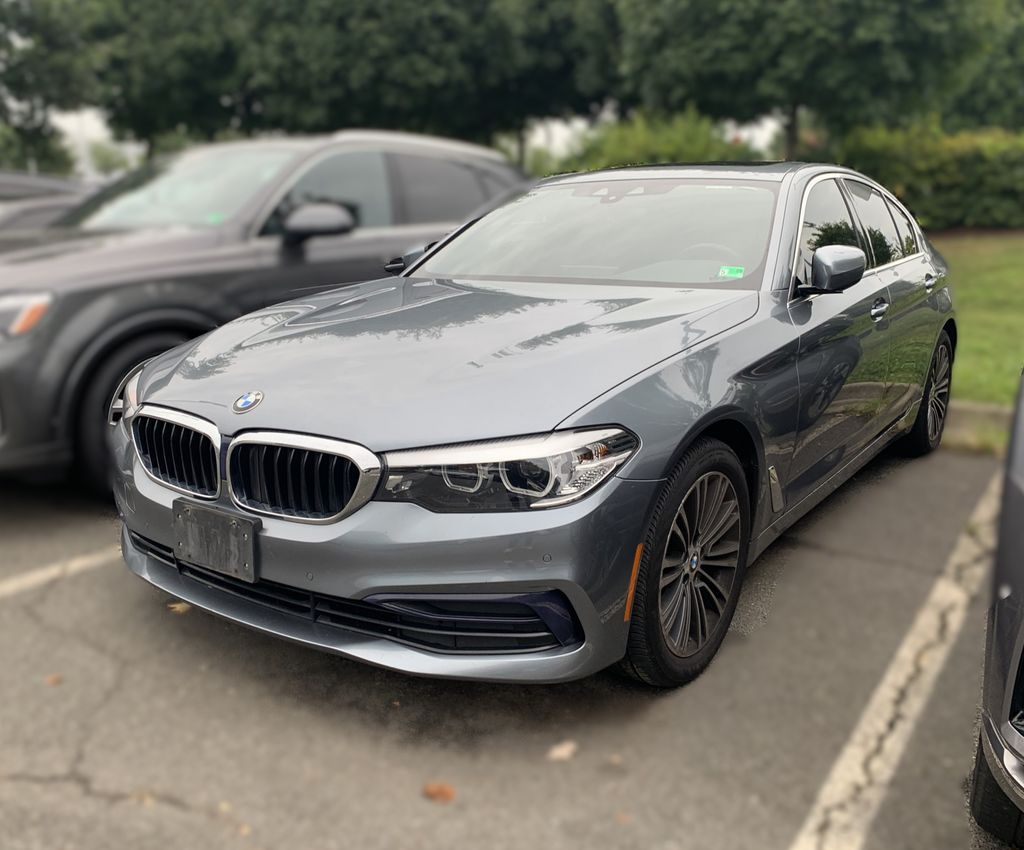 Thumbnail: 2019 BMW 5 Series - 3