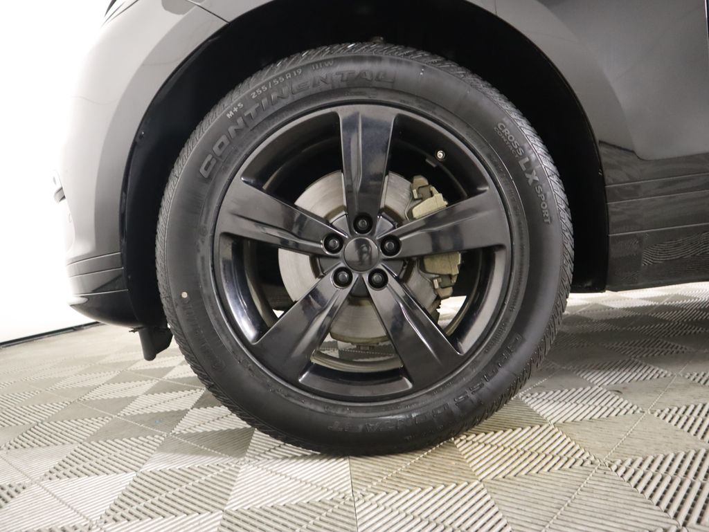 Thumbnail: 2020 Land Rover Range Rover Velar - 30