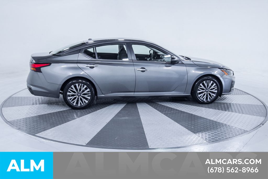Used 2024 Gray Nissan 2.5 SV image 11