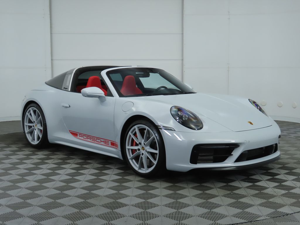 2023 Porsche 911 Targa 4S 3