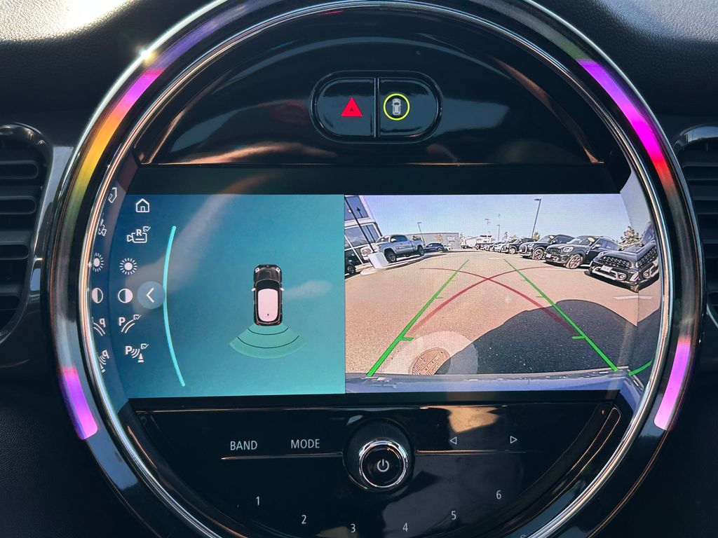 Thumbnail: 2022 MINI Cooper - 22