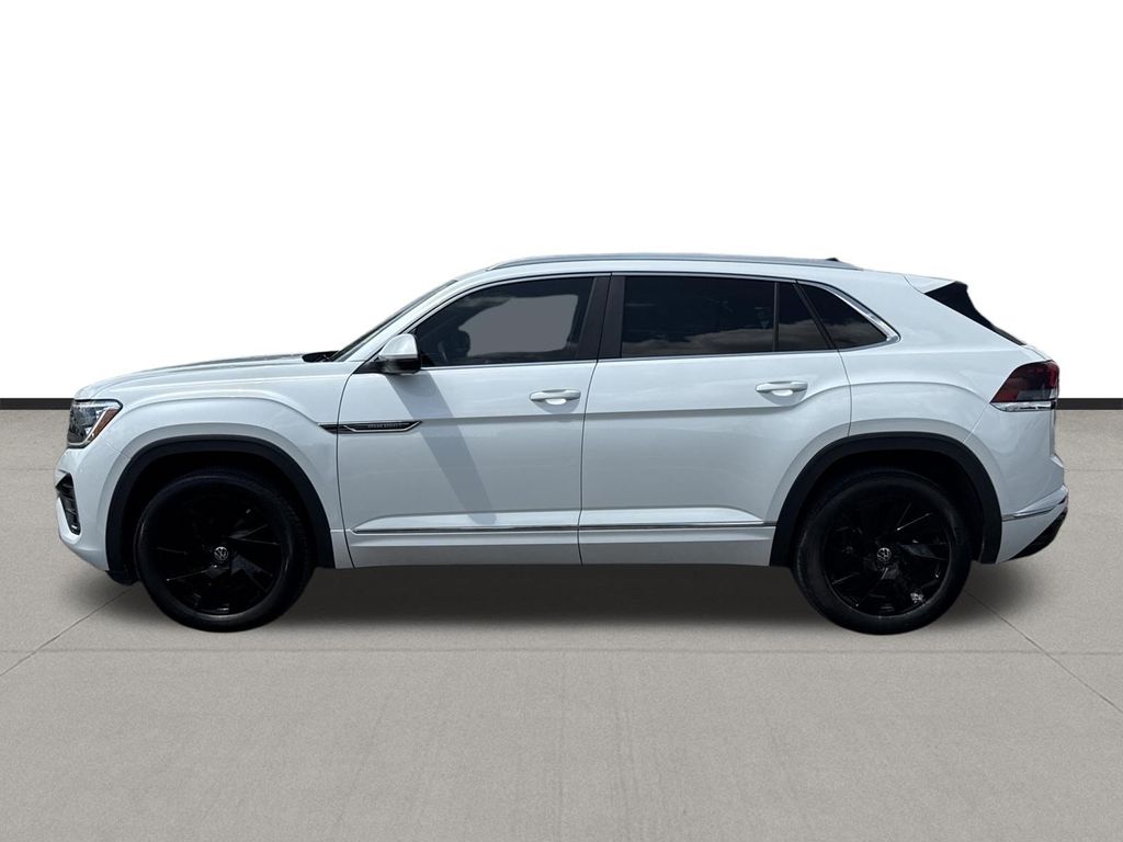 2024 Volkswagen Atlas Cross Sport 2.0T SEL R-Line  at DeMontrond Auto Country