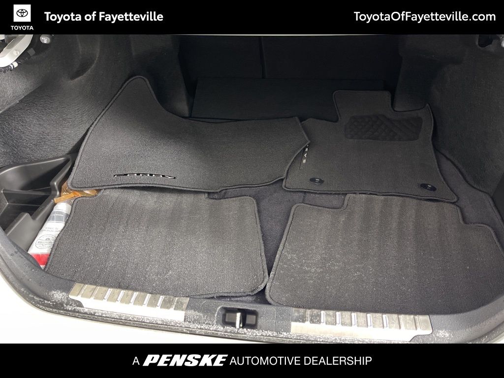 Thumbnail: 2025 Toyota Camry - 9