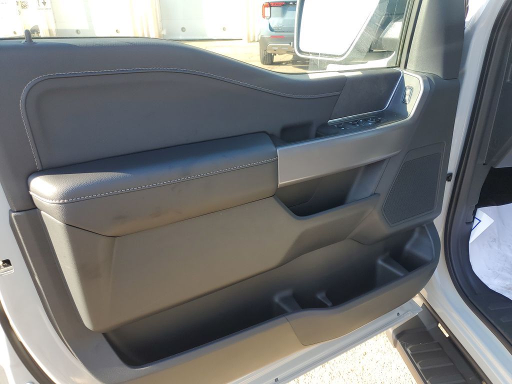 New 2026 White Ford XLT image 13