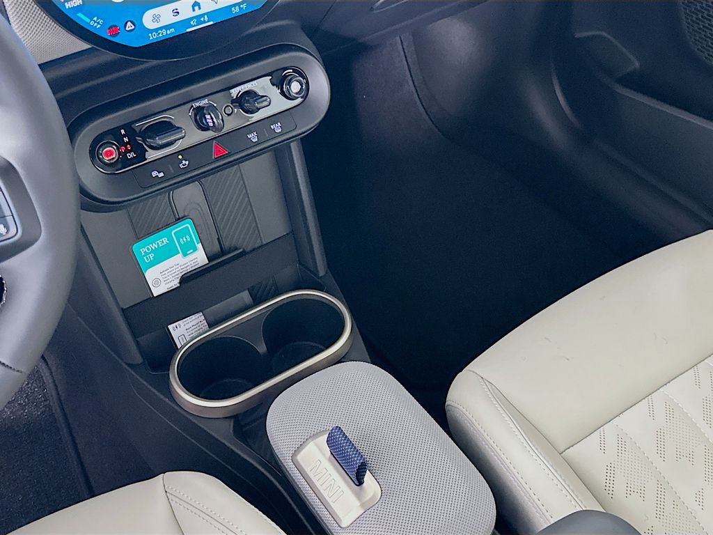 Thumbnail: 2026 MINI Cooper - 15