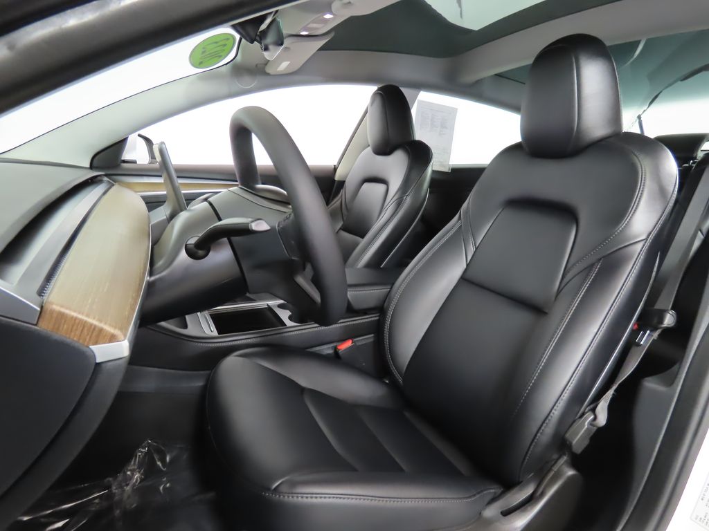 Thumbnail: 2023 Tesla Model 3 - 23