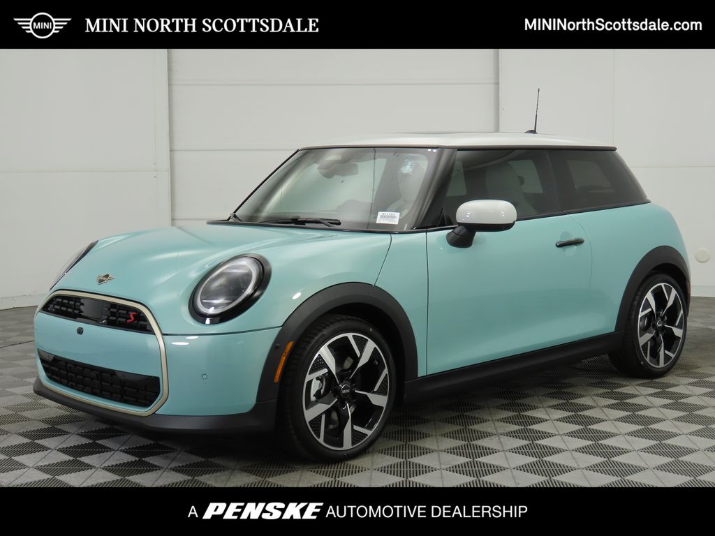 2025 MINI Cooper Hardtop 2 Door Hero Image