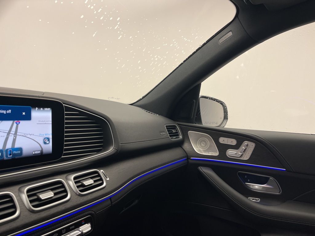 Thumbnail: 2026 Mercedes-Benz GLE - 22