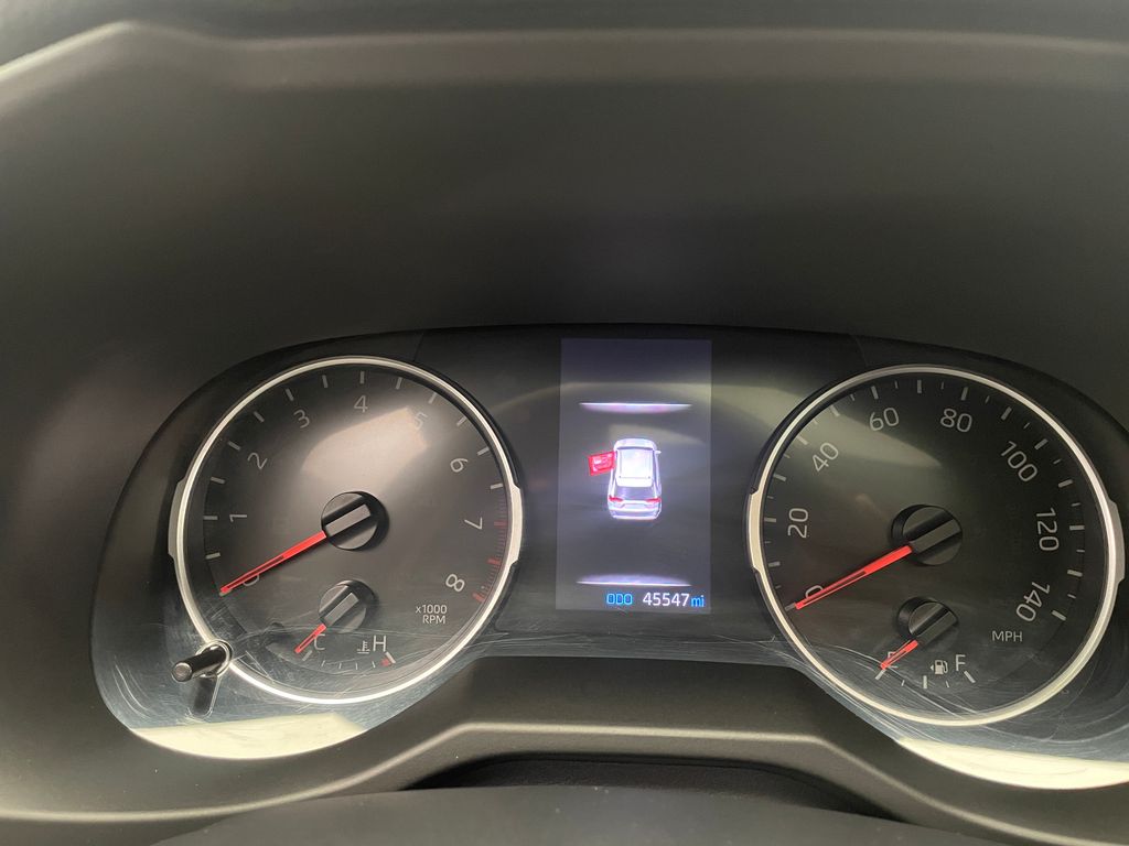 Thumbnail: 2020 Toyota RAV4 - 24