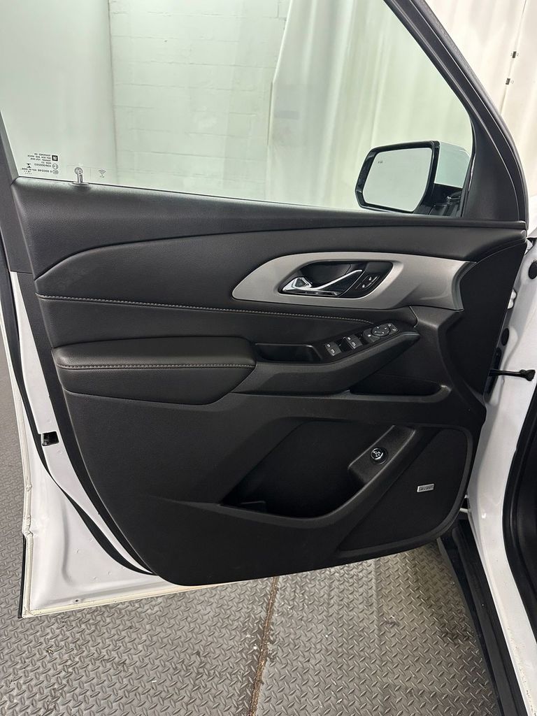 used 2019 Chevrolet Traverse car, priced at $20,985