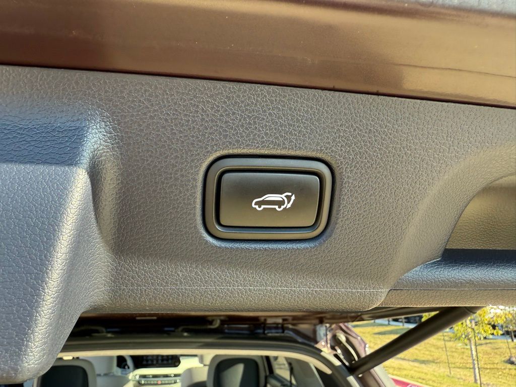 Thumbnail: 2023 Hyundai Palisade - 30