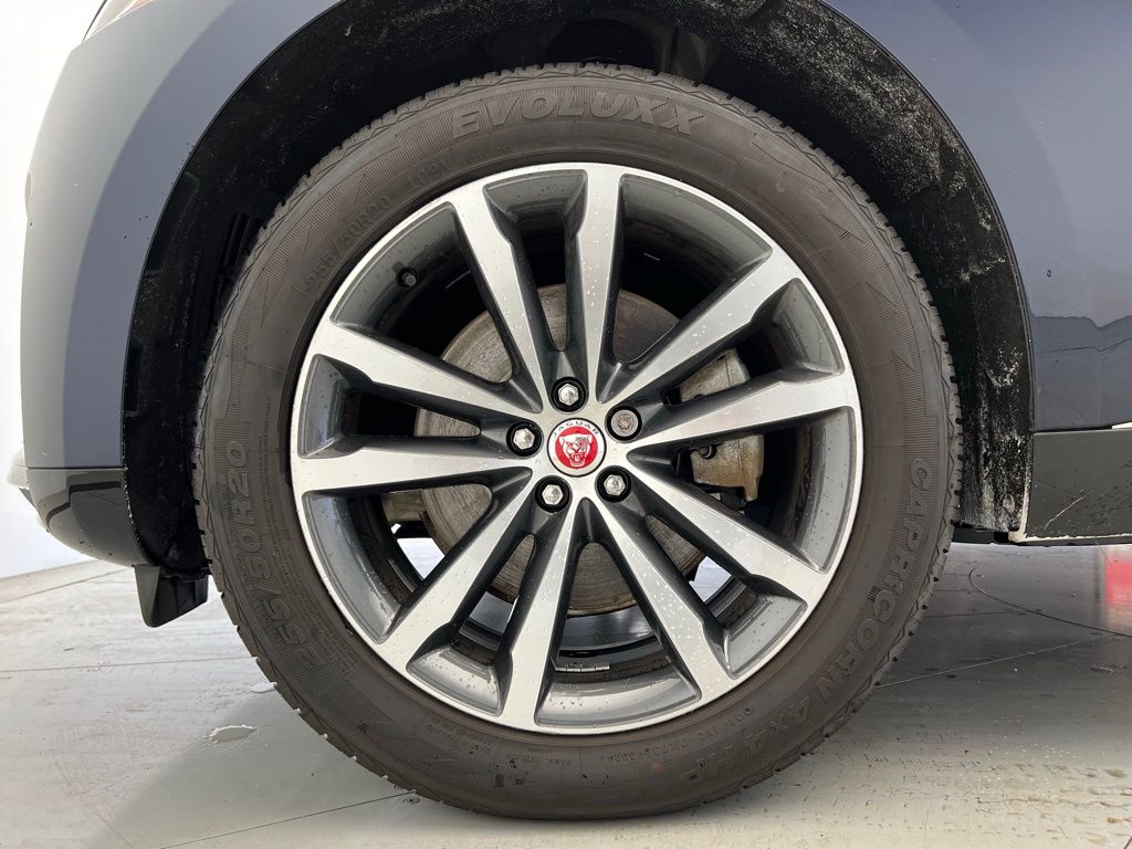 Thumbnail: 2022 Jaguar F-Pace - 21