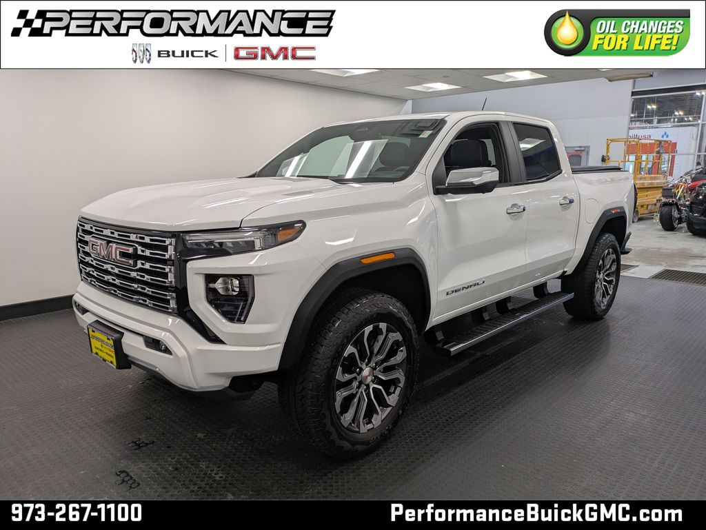 2024 GMC Canyon Denali Crew Cab 4WD