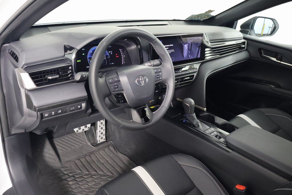 Thumbnail: 2025 Toyota Camry - 7