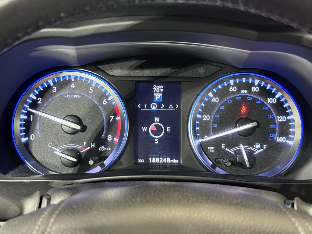 Thumbnail: 2015 Toyota Highlander - 28