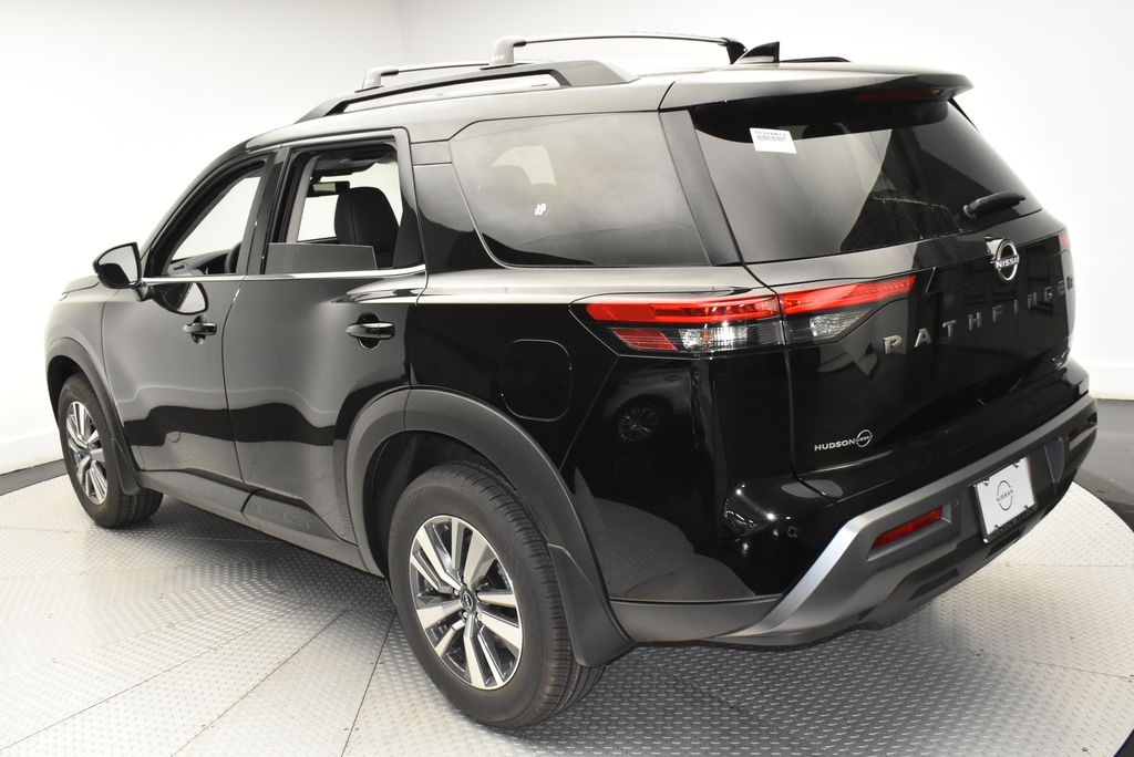 Thumbnail: 2026 Nissan Pathfinder - 7