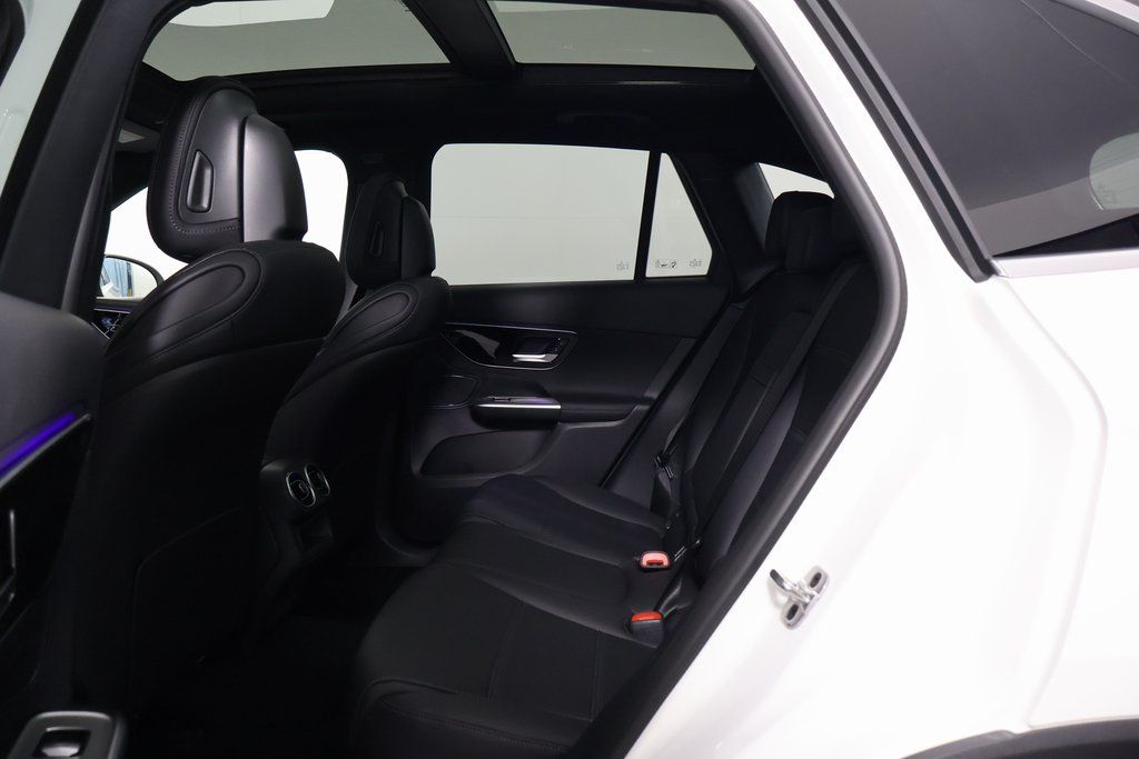 Thumbnail: 2026 Mercedes-Benz GLC - 6