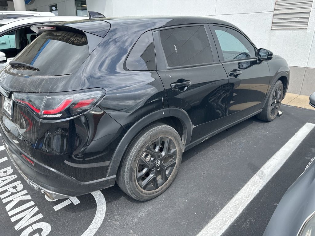 Thumbnail: 2023 Honda HR-V - 4