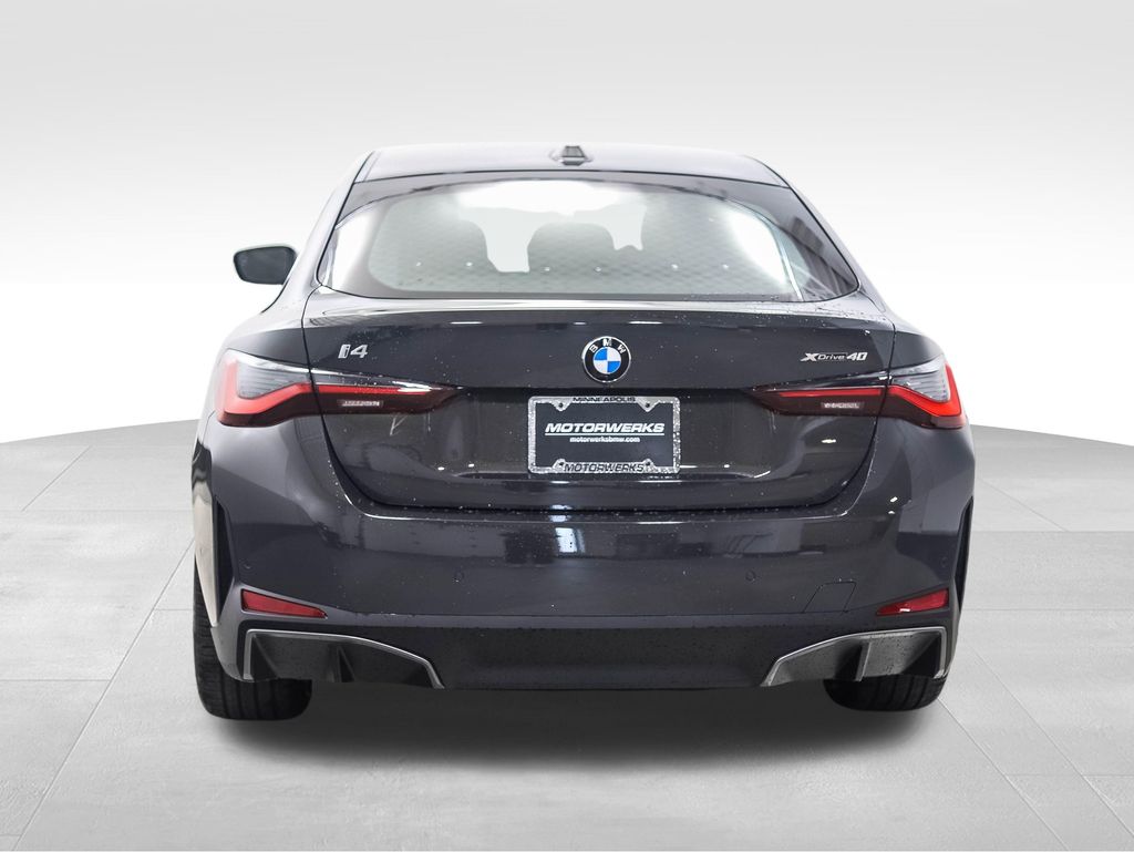 Thumbnail: 2026 BMW i4 - 4