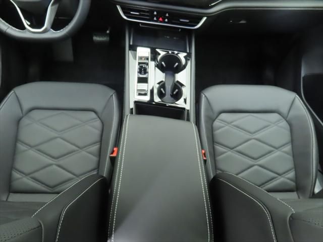 Thumbnail: 2026 Volkswagen Atlas - 16