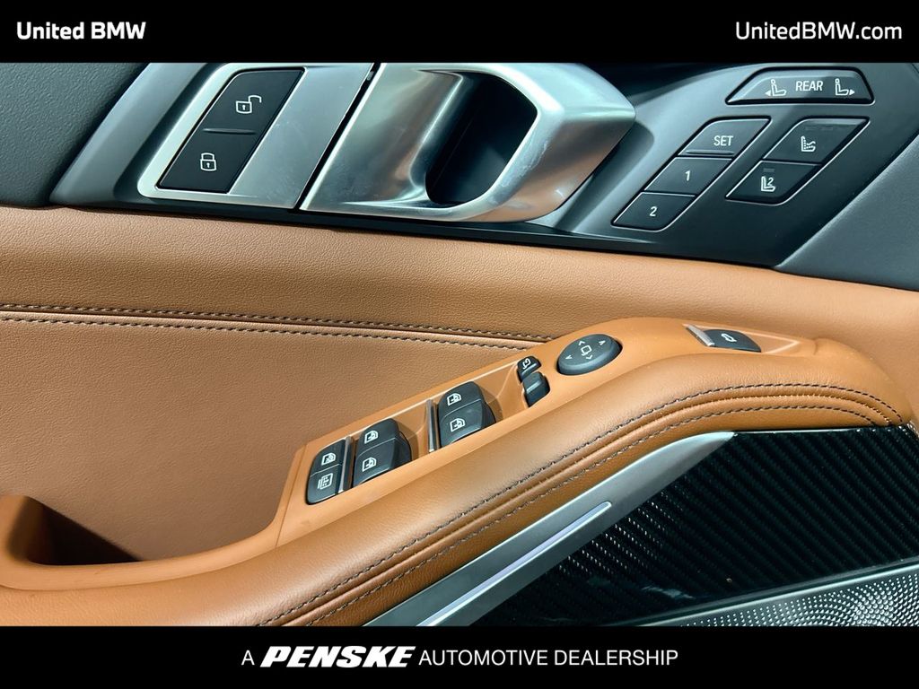 2026 BMW X7 M60i 11