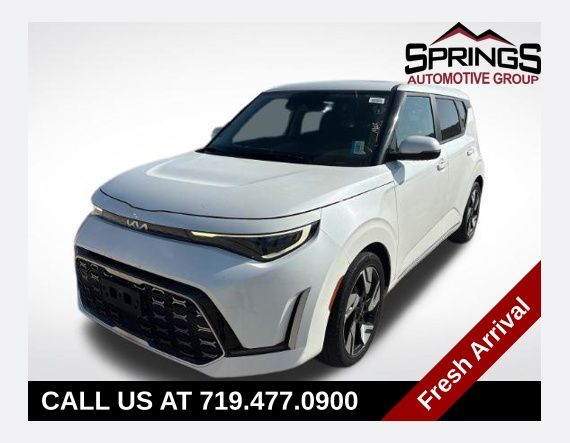Snow White Pearl 2023 Kia Soul SUV / Crossover Front-Wheel Drive Continuously Variable Transmission