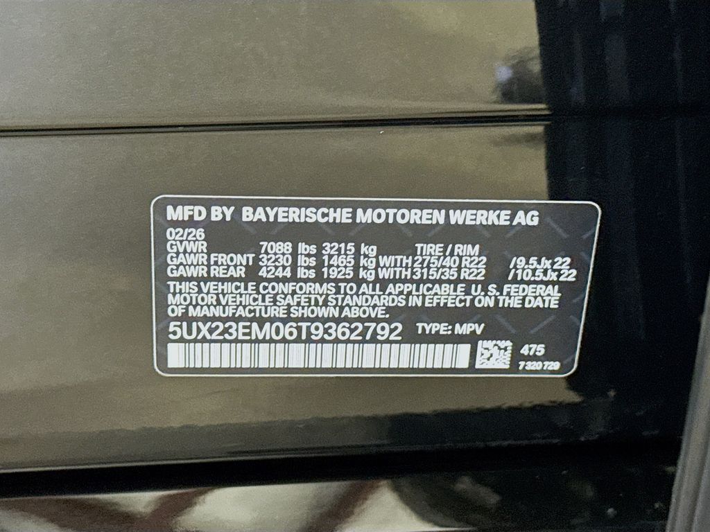 Thumbnail: 2026 BMW X7 - 16