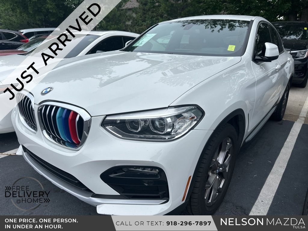 2021 BMW X4 xDrive30i's photo