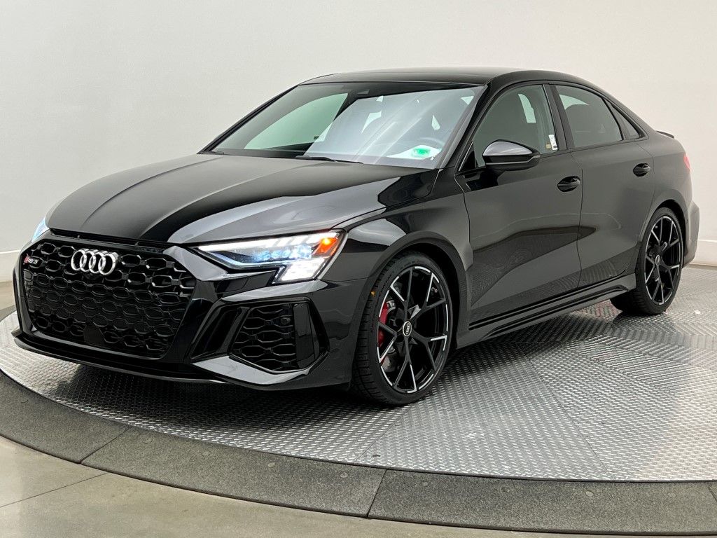 Thumbnail: 2022 Audi RS 3 - 2
