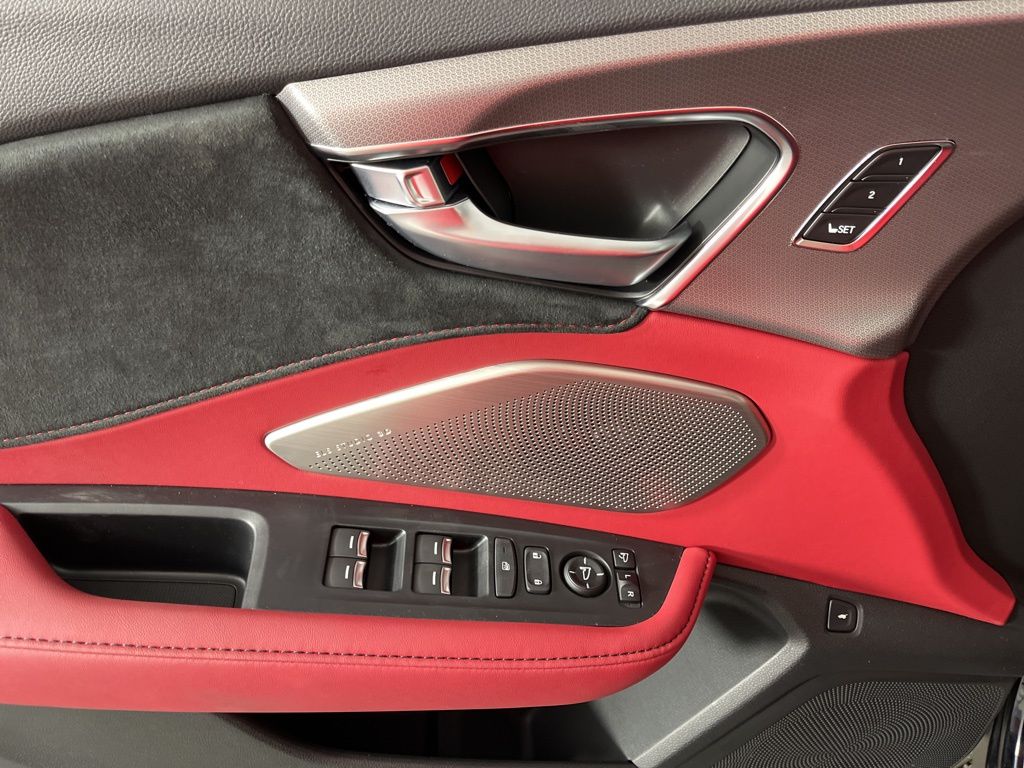 Thumbnail: 2026 Acura RDX - 27