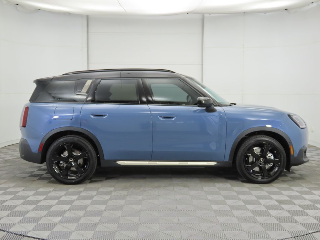 Thumbnail: 2026 MINI Cooper Countryman - 4