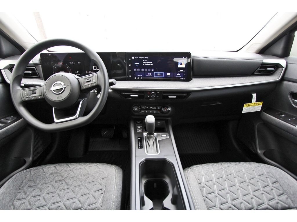 2026 Nissan Kicks SV - 7